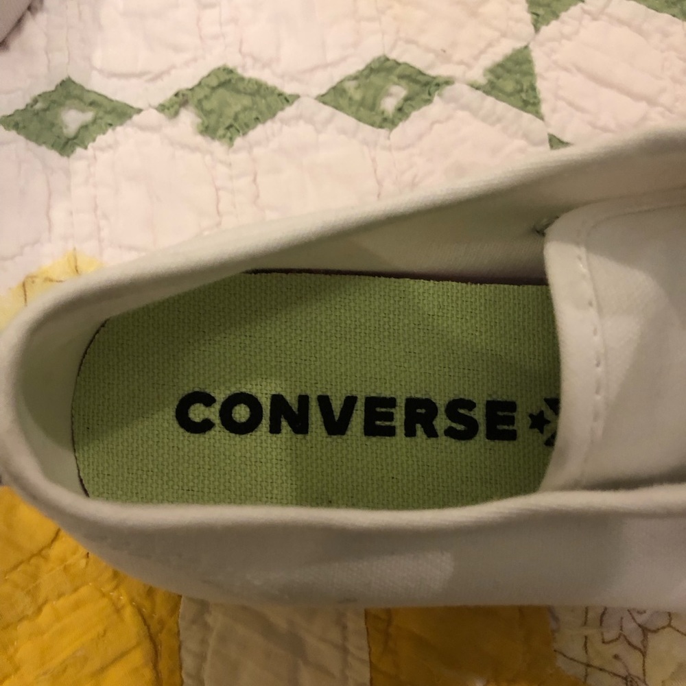 Women’s Jack Purcell Converse size 8 like new but blinged out